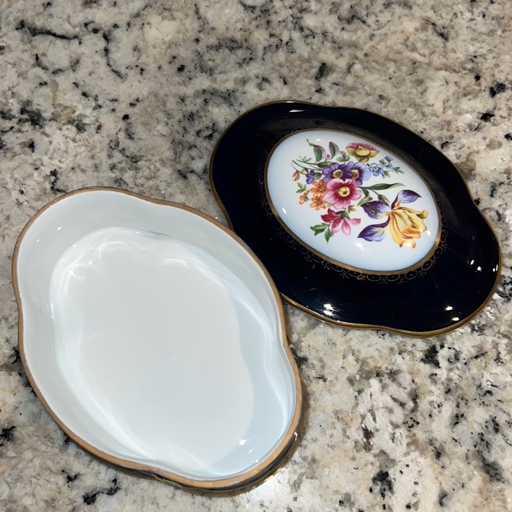 Echt Kobalt made in Germany navy blue gold white floral design keepsake china - Picture 2 of 14